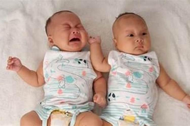孕妇梦见生了一对双胞胎儿子什么意思