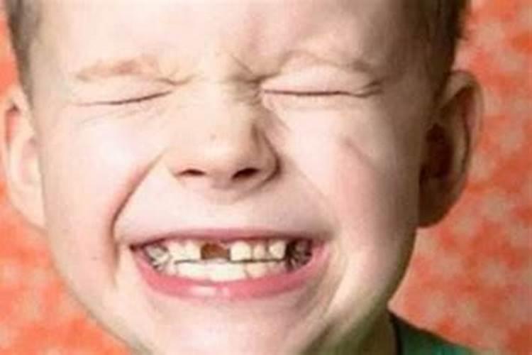 小孩梦见掉牙齿是什么意思
