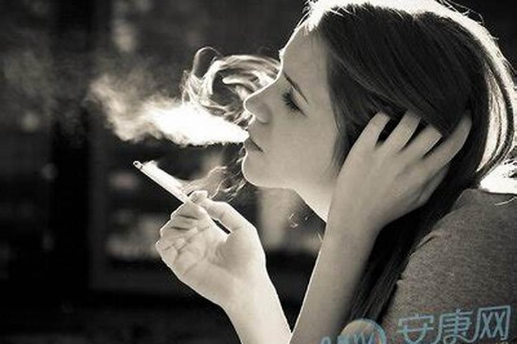梦见喜欢的女人吸烟