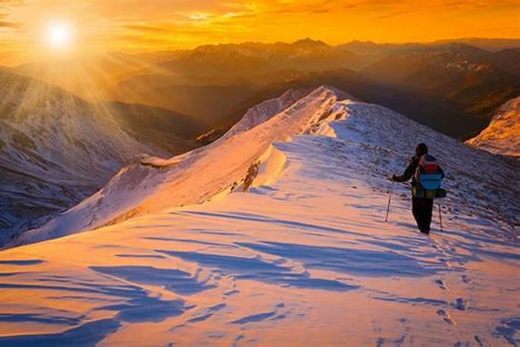 女人梦见雪山什么意思解梦