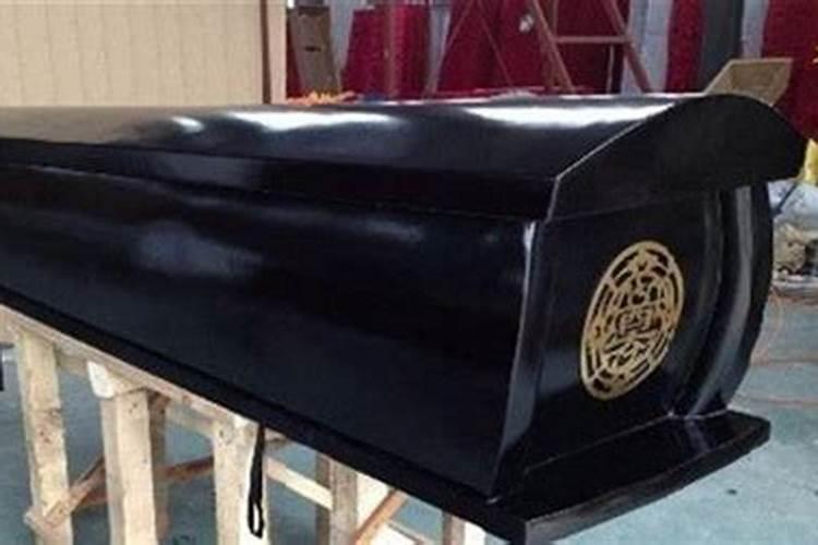 梦见黑色的棺材代表什么