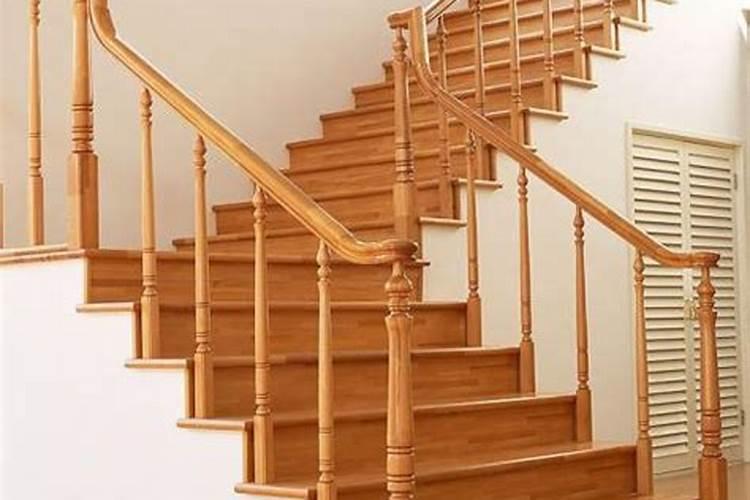 别墅楼梯一般多少踏步