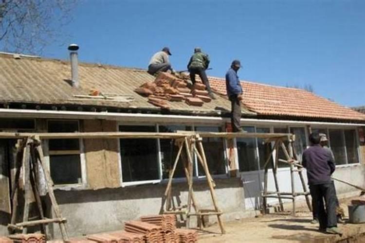 农村翻建房屋邻居不同意