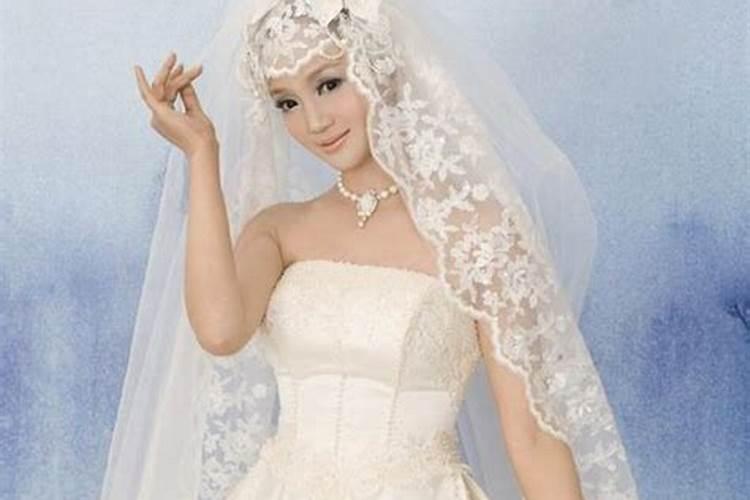 梦见穿白色婚纱的新娘
